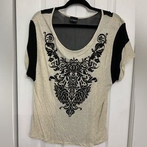 daytrip ivory and black top with partial sheer back